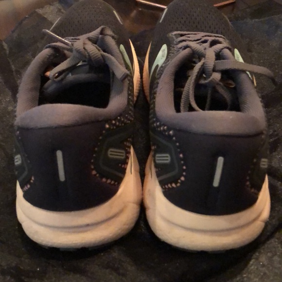 👟Brooks ghost cushion neutral athletic shoes - Picture 4 of 9